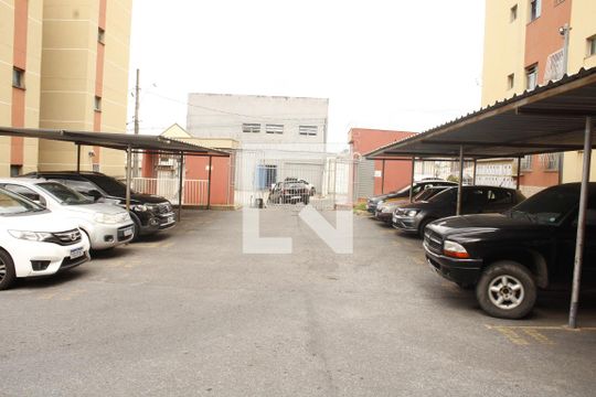Garagem de apartamento à venda com 3 quartos, 73m² em Ressaca, Contagem