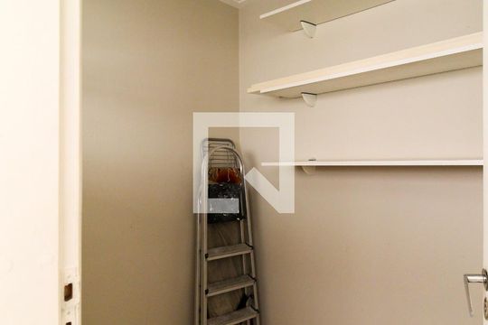 Quarto de Serviço de apartamento à venda com 3 quartos, 125m² em Cerqueira César, São Paulo
