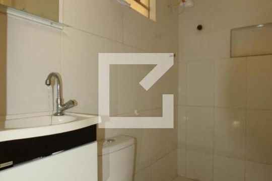 Banheiro  de casa à venda com 2 quartos, 70m² em Irajá, Rio de Janeiro