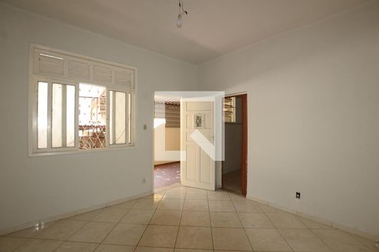 Casa à venda com 2 quartos, 70m² em Irajá, Rio de Janeiro