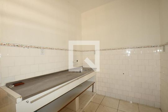 Cozinha de casa à venda com 2 quartos, 70m² em Irajá, Rio de Janeiro