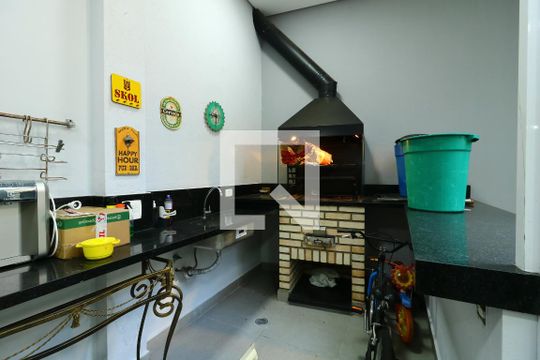 Área Comum - Churrasqueira de casa para alugar com 3 quartos, 357m² em Vila Vitoria, Santo André