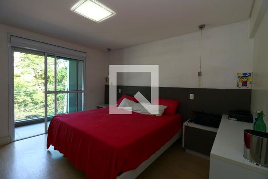 Suite 1 de casa para alugar com 3 quartos, 357m² em Vila Vitoria, Santo André