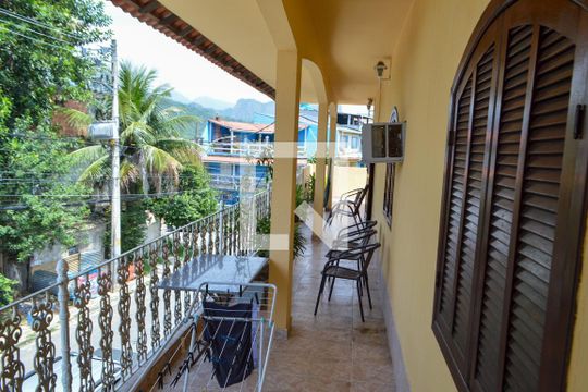 Varanda de casa para alugar com 2 quartos, 135m² em Curicica, Rio de Janeiro
