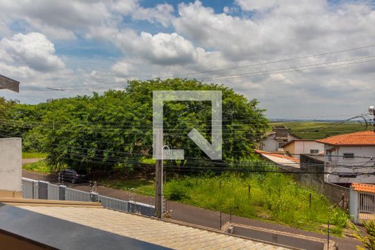 Vista de casa à venda com 5 quartos, 611m² em Parque das Universidades, Campinas