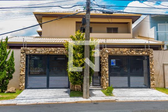 Fachada de casa à venda com 5 quartos, 611m² em Parque das Universidades, Campinas