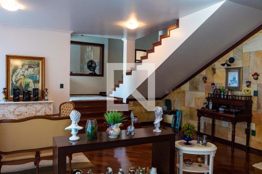 Casa à venda com 5 quartos, 611m² em Parque das Universidades, Campinas