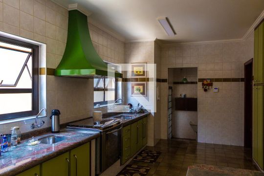 Cozinha de casa à venda com 5 quartos, 611m² em Parque das Universidades, Campinas