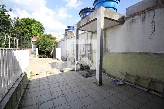 Área externa de casa à venda com 4 quartos, 250m² em Jardim da Glória, São Paulo