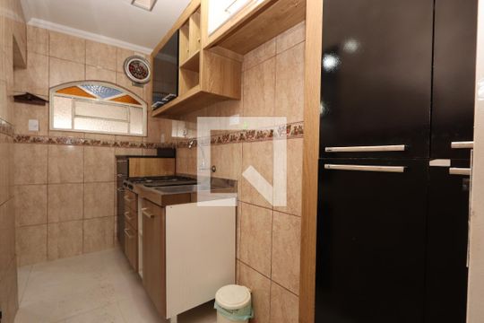 Cozinha Casa 1 de casa à venda com 5 quartos, 160m² em Vila Ivone, São Paulo