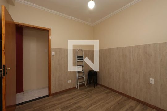 Quarto 1 Casa 1 de casa à venda com 5 quartos, 160m² em Vila Ivone, São Paulo