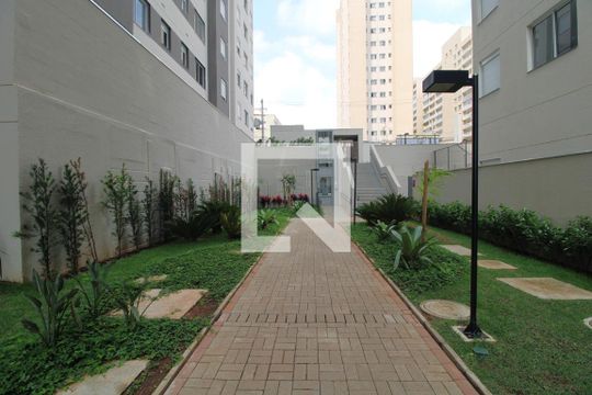 Área comum de apartamento para alugar com 2 quartos, 40m² em Jardim Prudência, São Paulo