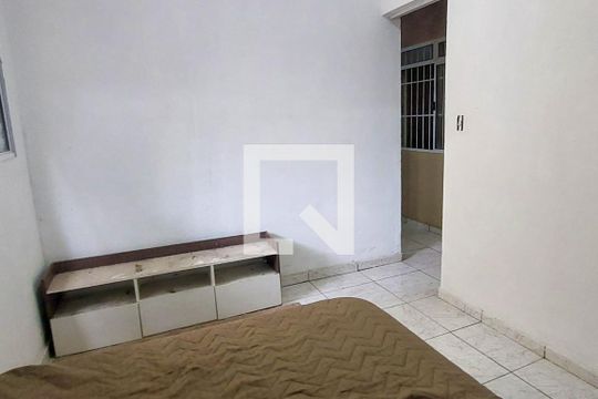 Quarto 02 de casa para alugar com 2 quartos, 50m² em Jardim Suzanopolis, Suzano