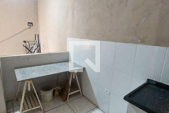 Cozinha de casa para alugar com 2 quartos, 50m² em Jardim Suzanopolis, Suzano