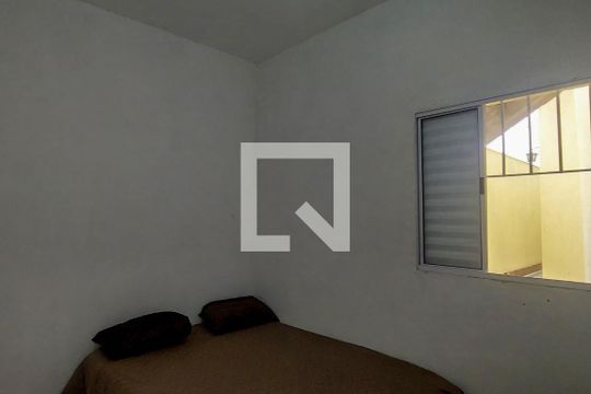 Quarto 02 de casa para alugar com 2 quartos, 50m² em Jardim Suzanopolis, Suzano