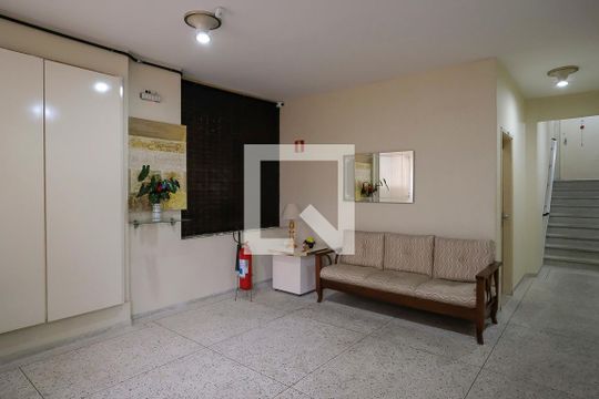 Hall de entrada de apartamento para alugar com 1 quarto, 48m² em Barcelona, São Caetano do Sul