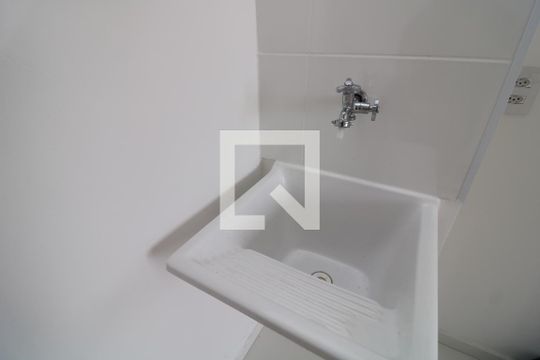 Área de Serviço de apartamento para alugar com 1 quarto, 24m² em Cidade Satélite Santa Bárbara, São Paulo