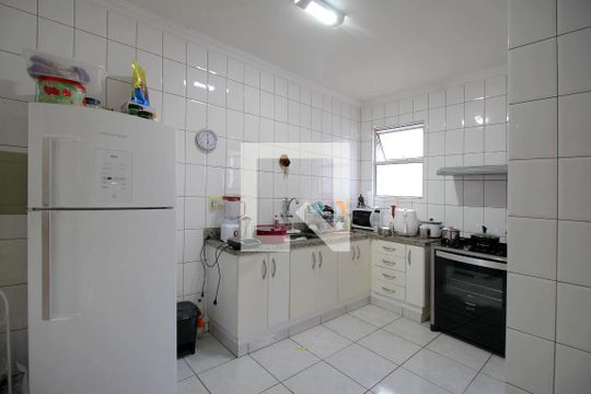 Cozinha de apartamento à venda com 4 quartos, 170m² em Fernão Dias, Belo Horizonte