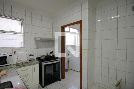 Cozinha de apartamento à venda com 4 quartos, 170m² em Fernão Dias, Belo Horizonte