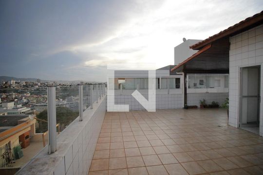Varanda de apartamento à venda com 4 quartos, 170m² em Fernão Dias, Belo Horizonte