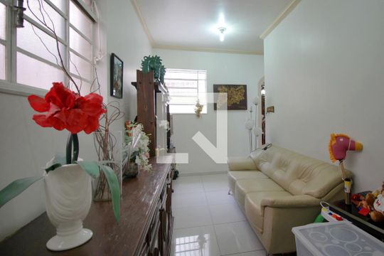 Sala de estar 2 de casa à venda com 5 quartos, 300m² em Nova Floresta, Belo Horizonte