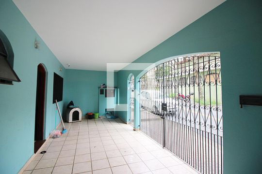Garagem de casa à venda com 4 quartos, 87m² em Paulicéia, São Bernardo do Campo