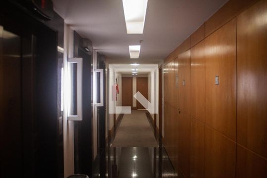 Área comum de kitnet/studio para alugar com 1 quarto, 30m² em Centro, Nova Iguaçu