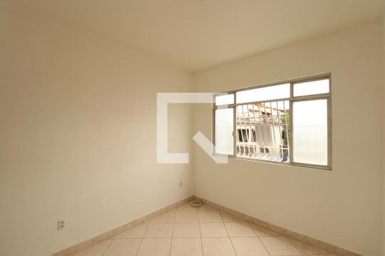 Sala de apartamento para alugar com 2 quartos, 62m² em Patronato, São Gonçalo