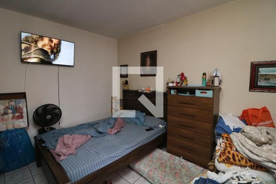 Quarto de casa à venda com 3 quartos, 130m² em Vila Carrao, São Paulo