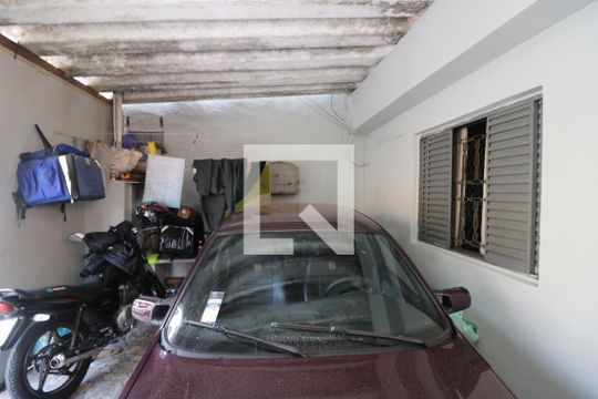 Garagem de casa à venda com 3 quartos, 130m² em Vila Carrao, São Paulo