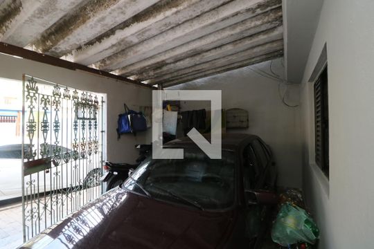 Garagem de casa à venda com 3 quartos, 130m² em Vila Carrao, São Paulo