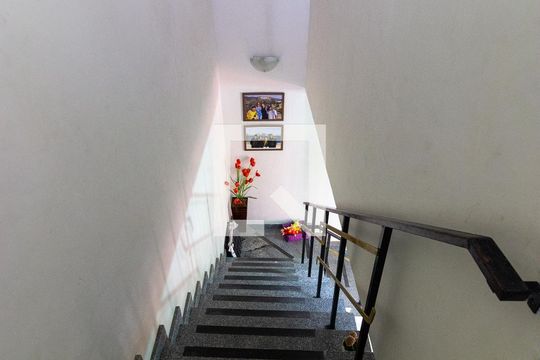 Escada de casa de condomínio à venda com 2 quartos, 88m² em Irajá, Rio de Janeiro