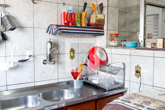 Cozinha de casa à venda com 7 quartos, 372m² em Bela Vista, Osasco