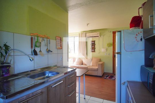 Cozinha de apartamento para alugar com 2 quartos, 48m² em Arroio da Manteiga, São Leopoldo