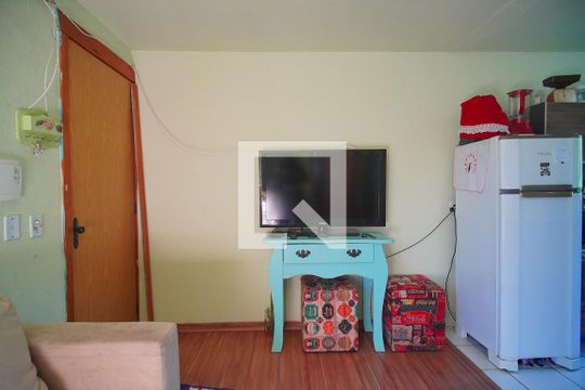 Sala de apartamento para alugar com 2 quartos, 48m² em Arroio da Manteiga, São Leopoldo