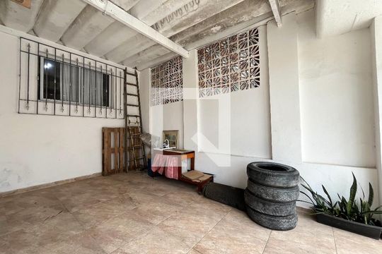 Garagem de casa à venda com 3 quartos, 120m² em Vila Santa Catarina, São Paulo