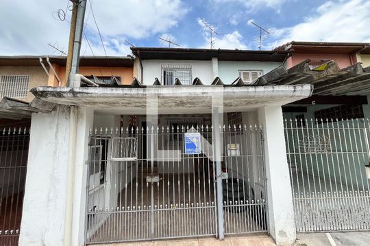 Fachada  de casa à venda com 3 quartos, 120m² em Vila Santa Catarina, São Paulo