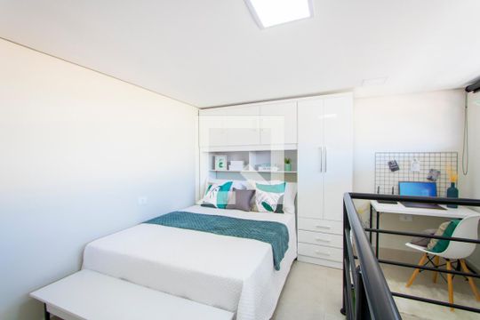 Quarto de kitnet/studio para alugar com 1 quarto, 25m² em Silveira, Santo André