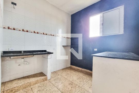 Sala / Suíte / Cozinha de kitnet/studio para alugar com 1 quarto, 40m² em Jardim Ismenia, São José dos Campos