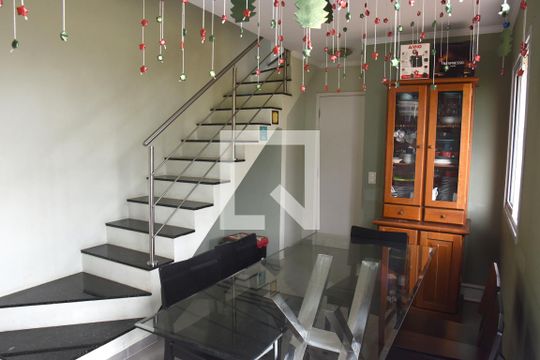 Sala 2 de casa de condomínio à venda com 3 quartos, 117m² em Vila Campo Grande, São Paulo