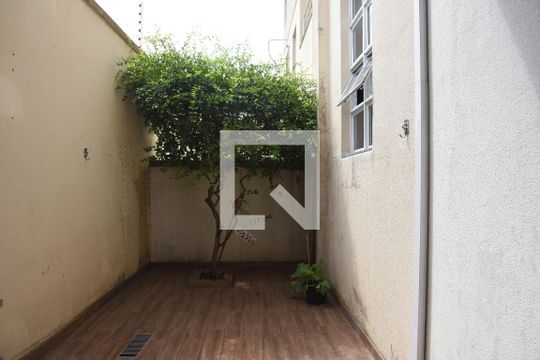 Quintal de casa de condomínio à venda com 3 quartos, 117m² em Vila Campo Grande, São Paulo