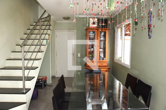 Sala 2 de casa de condomínio à venda com 3 quartos, 117m² em Vila Campo Grande, São Paulo