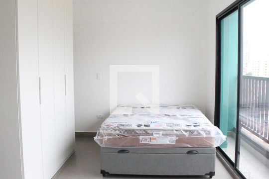 Sala / Quarto de kitnet/studio para alugar com 1 quarto, 28m² em Jardim São Paulo, São Paulo