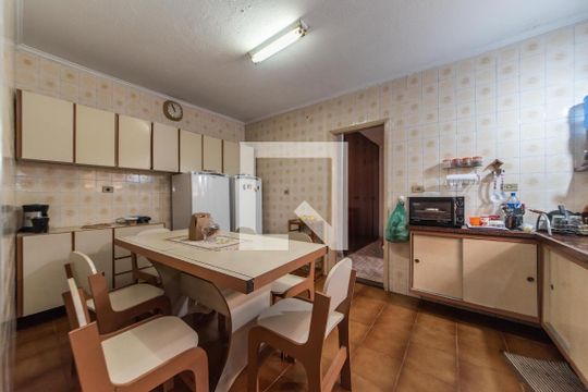 Cozinha de casa à venda com 2 quartos, 450m² em Vila Gumercindo, São Paulo