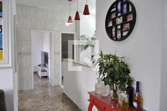 Corredor de apartamento para alugar com 2 quartos, 81m² em Méier, Rio de Janeiro