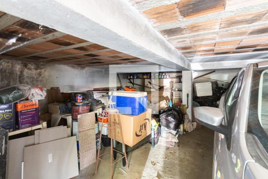 Garagem de casa à venda com 4 quartos, 250m² em Andaraí, Rio de Janeiro