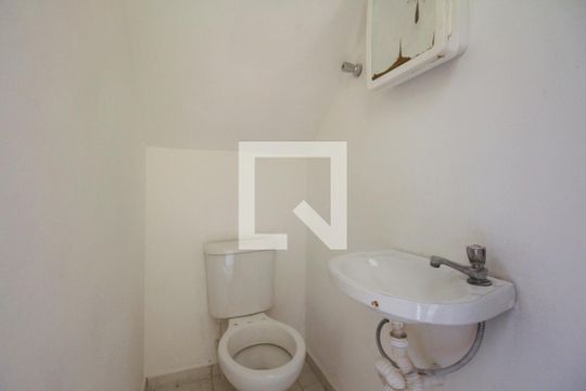 Lavabo  de casa de condomínio para alugar com 2 quartos, 70m² em Vila Carrão, São Paulo