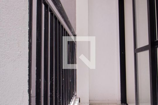 Varanda de kitnet/studio para alugar com 1 quarto, 27m² em Tatuapé, São Paulo