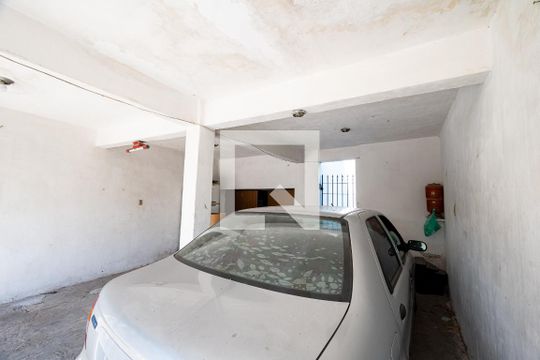 Garagem de casa para alugar com 3 quartos, 120m² em Vila Mira, São Paulo