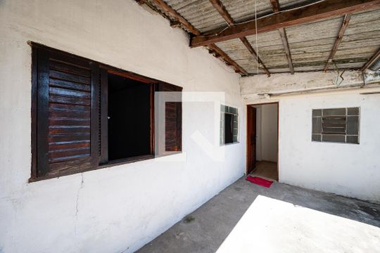 Lavanderia de casa para alugar com 3 quartos, 120m² em Vila Mira, São Paulo
